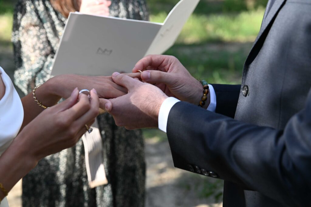 Lili's & Gabriel's wedding ring exchange | Esthesis Events