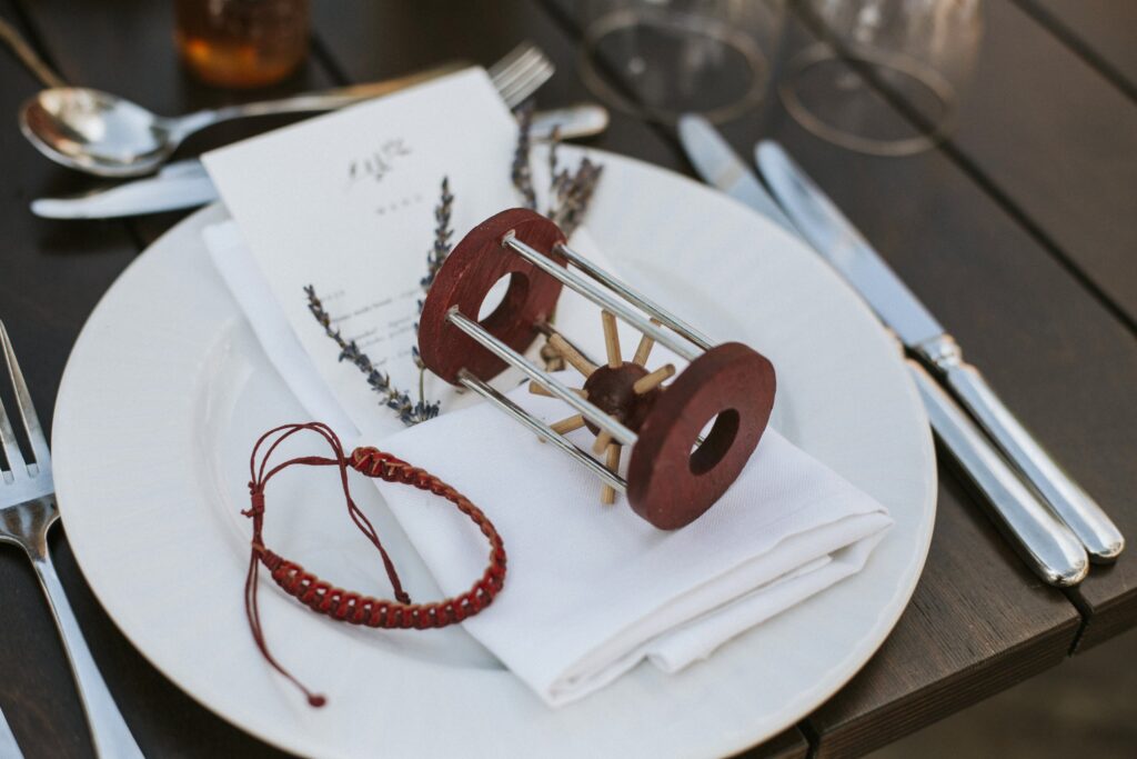 Beautiful wedding favor gifts on plates at Agreco Farm. | Esthesis Events Beautiful wedding favor gifts on plates at Agreco Farm. | Esthesis Events